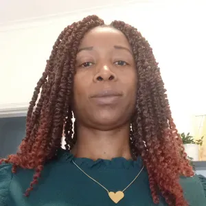 Babysitter profissional em porto 