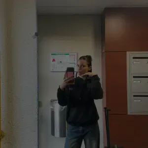 Babysitter dans ses debut à Amiens 