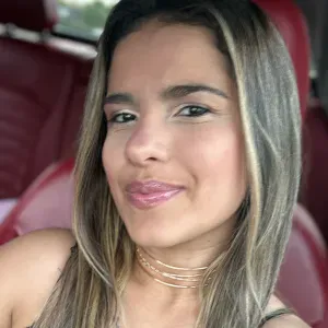 babysitter com experiencia em castro Daire