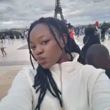 Babysitter les weekend et jours ferier