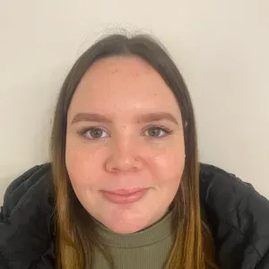 Baby sitter expérimenté à Blois 