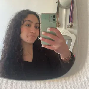 Baby-sitter sérieuse et attentionnée  à Saint Omer 