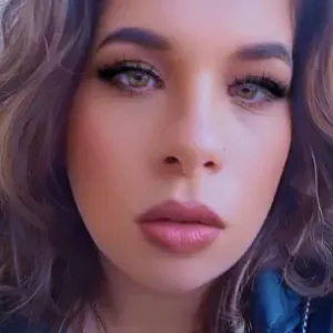 Addetta alle pulizie educata e nn fumatrice 