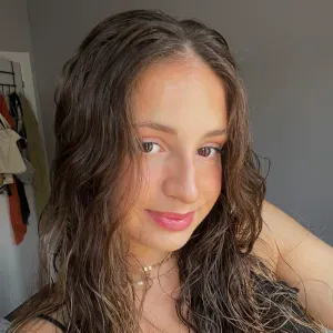 Canguro en Madrid con experiencia, voluntariado con niños 