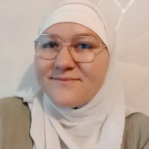 Agente services : Aide ménage et entretien du linges.