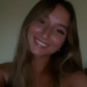 Baby sitter expérimentée Romane :) 