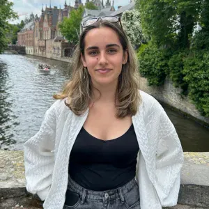 Baby-sitter expérimentée à La Ferté Alais