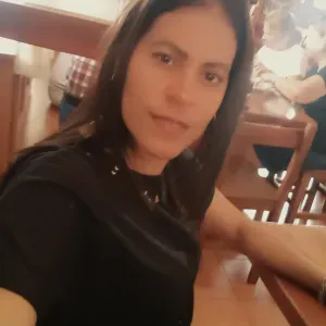 Femme de menagé responsable a pau