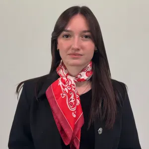 Baby-sitter disponible à Clermont-Ferrand !