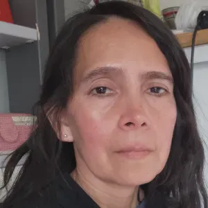 Niñera experimentada en Paris disponible 