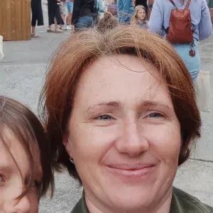 Baby sitter disponible à Tollembeek 