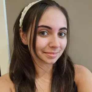 Baby-sitter créative à Angoulême 🌸