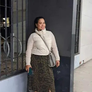 Experienced babysitter,cleaner & pet sitter looking 4 a job.