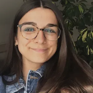 Baby sitter disponible sur Concarneau 