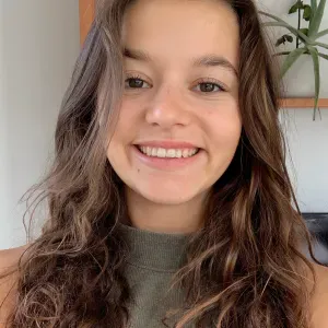 Fanny, Baby Sitter sur Bordeaux 