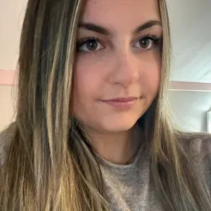 baby-sitter à bourges de 18 ans 