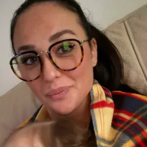 Addetta alle pulizie della casa a Roma