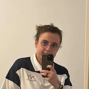 Passionnée par les animaux, motivée et disponible