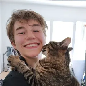 Garde d'enfant soir/week-end, en français ou anglais