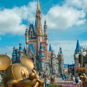 Busco niñera en  Alcobendas. Fines de semana