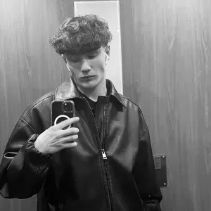 Jeune étudiant sérieux propose aide à domicile et compagnie