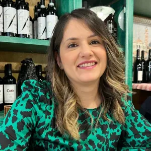 Babysitter esperta precisa e affidabile. 