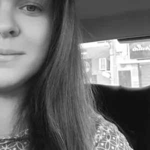 Aide à domicile/ enfants et même animaux 