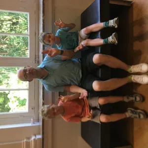 Je cherche une baby-sitter à domicile