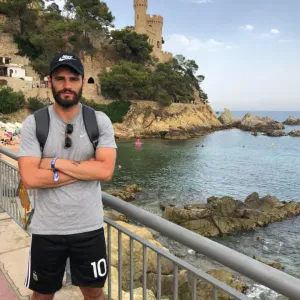 Offerta di lavoro per addetto alla pulizia a Catania