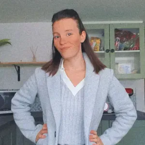 Aide ménagère, gardes enfants, aides au courses.. 