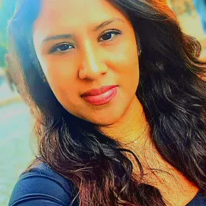 Mi chiamo Mary, ho 35 anni, sono peruviana e vivo a Napoli 