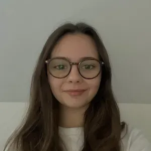 Baby-sitter de confiance, patiente et diplômée du BAFA