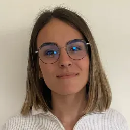 Infirmière puéricultrice garde d'enfant à domicile Bordeaux