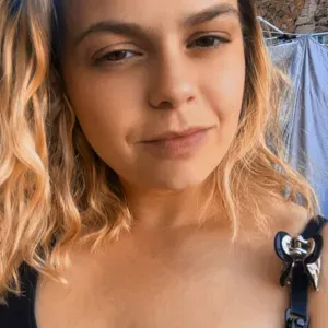 Femme de ménage les corvées les yys 