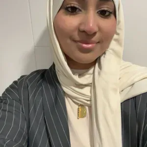 Niñera o canguro en Torrevieja o alrededores