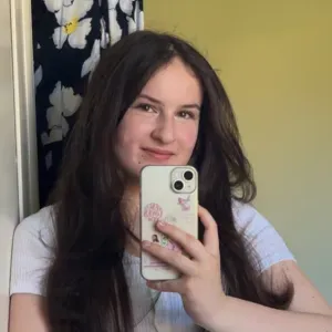 Teen looking to help by babysitting