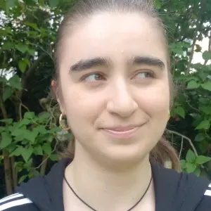 Baby-sitter étudiante à Troyes