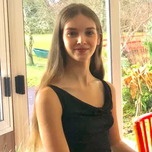 Garde d'enfants fiable et bienveillante