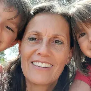 Niñera para bebés o niños pequeños