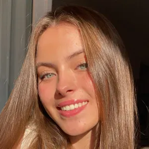 Étudiante en prépa MPSI sérieuse et pédagogue