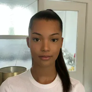 Auxiliaire de vie pour seniors - Accompagnement bienveillant