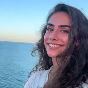 Baby-sitter attachante