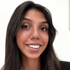 Étudiante en licence info-com propose aide aux devoirs