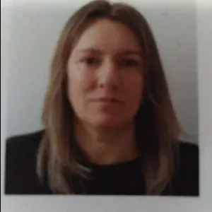 Empregada doméstica responsável em porto