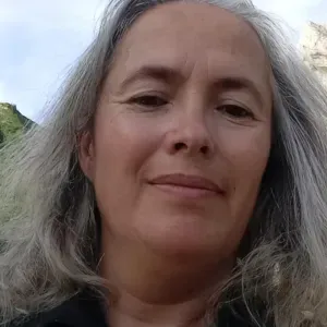 Femme de menage responsable à Vif 