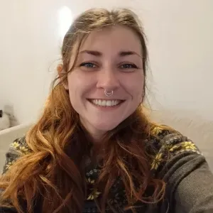 Auxiliaire parentale / Nounou / Baby-sitter ( Gard/Vaucluse)