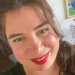 Baby sitter sérieuse et attentive