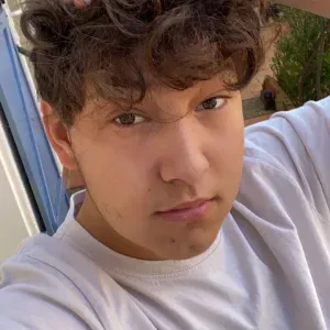 Baby-Sitter de 18 ans à Perpignan et aux alentours