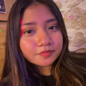 Femme de manège à Thizy le Bourgs. 