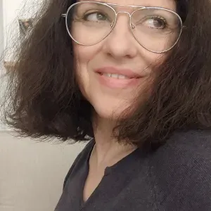 Nounou senior expérimentée à Paris 